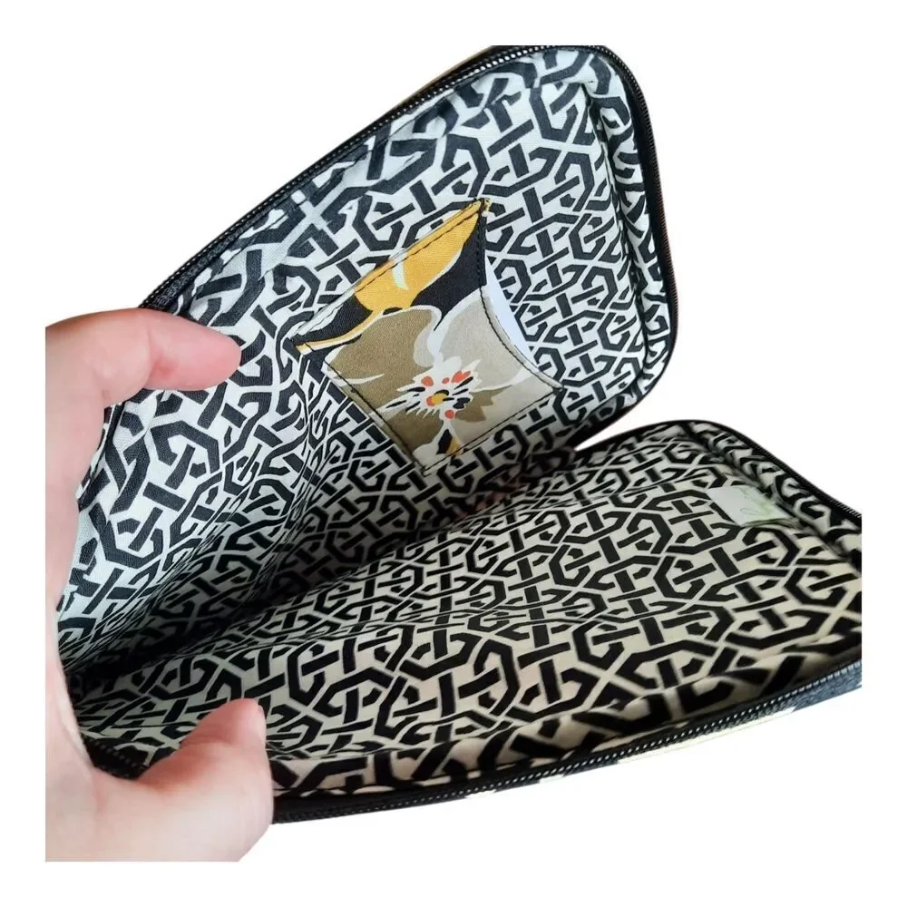 VERA BRADLEY E-Reader Sleeve Travel Case DOGWOOD 7 x 9 Black Gold  NEW